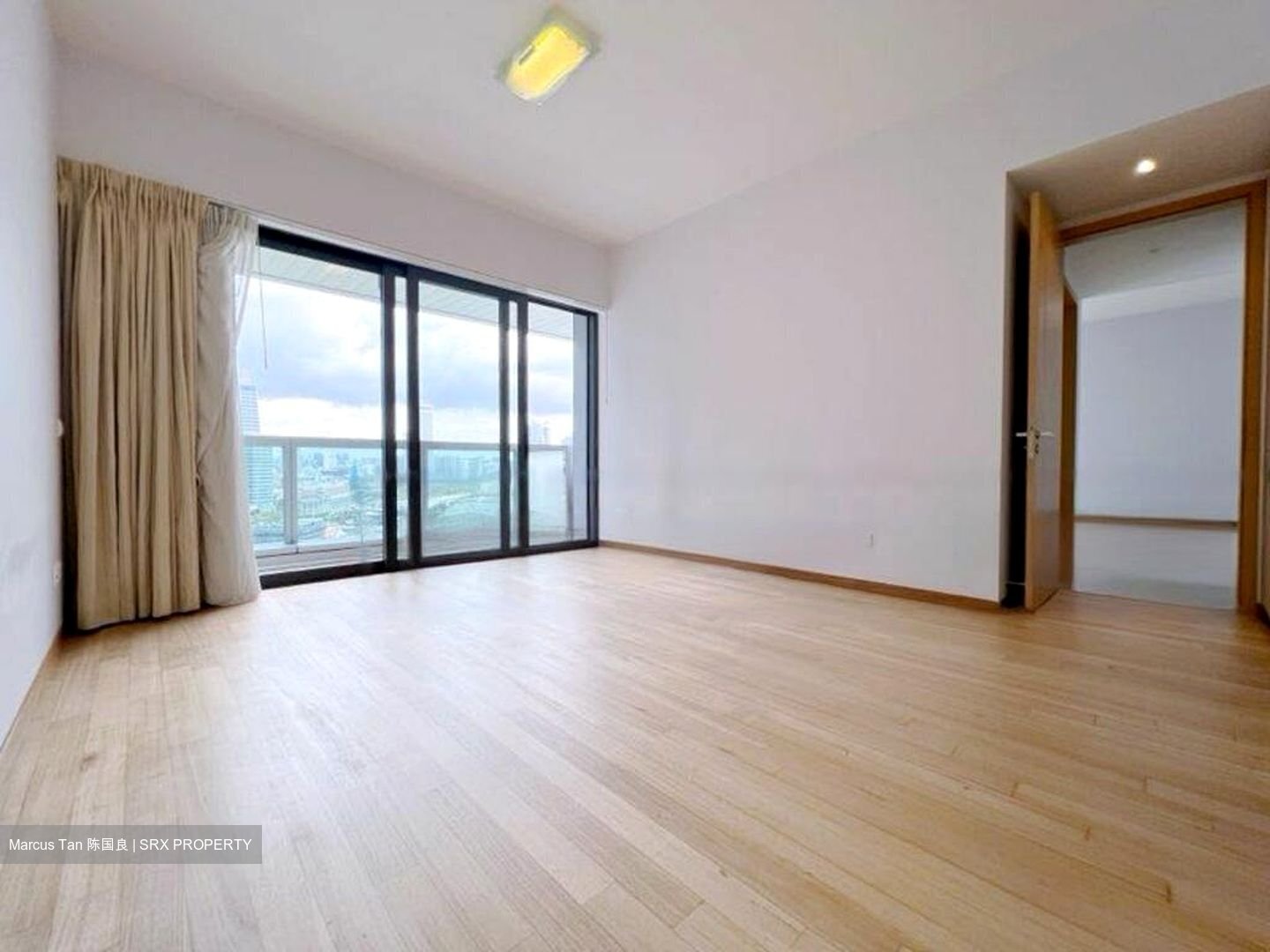 Marina Bay Residences (D1), Condominium #457014771